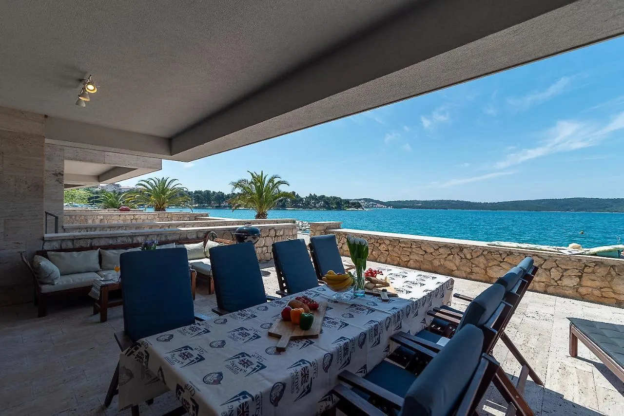 Trogir Beach House Villa